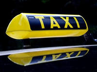 В Волжском разыскивают таксиста-насильника