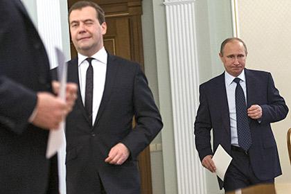 Песков объяснил причины повышения зарплаты президента и премьера