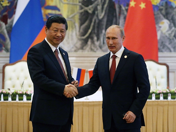Россия заключила с Китаем 30-летний контракт на поставки газа