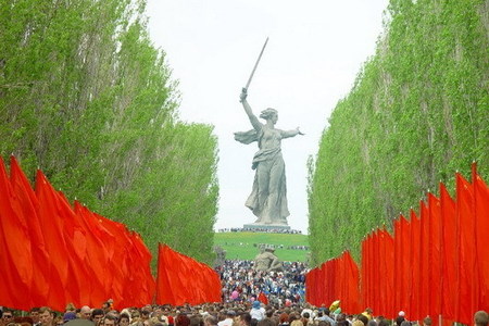 300 тысяч человек отметили День Победы в Волгограде