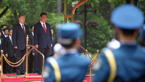 Переговоры лидеров России и Китая проходят в Шанхае