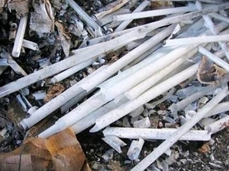 В Волжском отведено два дня на сбор ртутных ламп