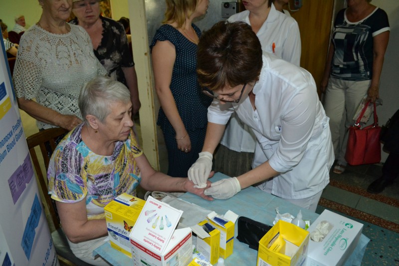 Пациенты больницы им. С.З.Фишера Волжского получили глюкометры