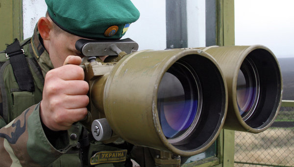 ФСБ: Более 40 украинских военных перешли на территорию России