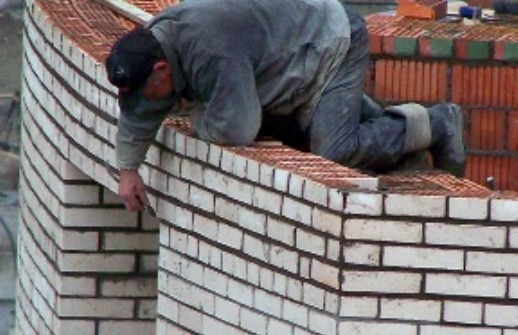 124 семьи в Волгограде лишились своего жилья из-за незаконного строительства