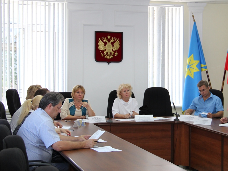 Депутаты Волжского рассчитывают на помощь региона в части компенсации  родительской платы за сад