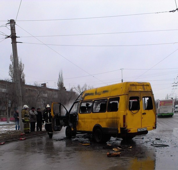 В Волгограде на ходу загорелась  пассажирская «ГАЗель»