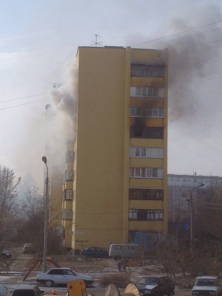 В Волжском сгорела квартира, есть пострадавшие
