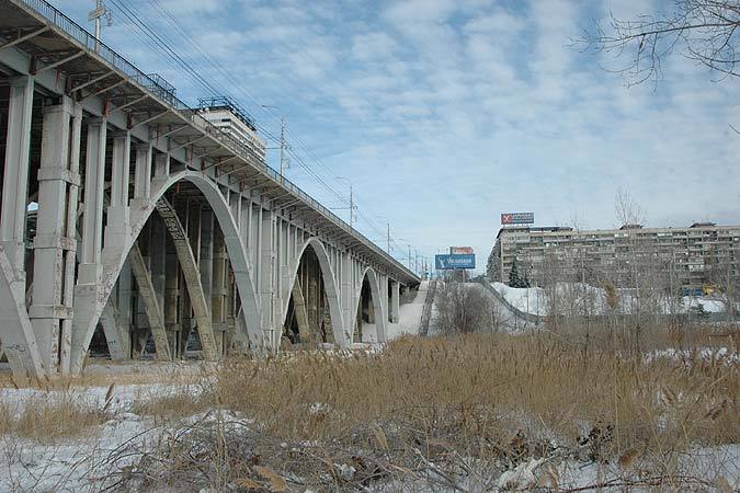 Волгоградка сбросилась с Астраханского моста