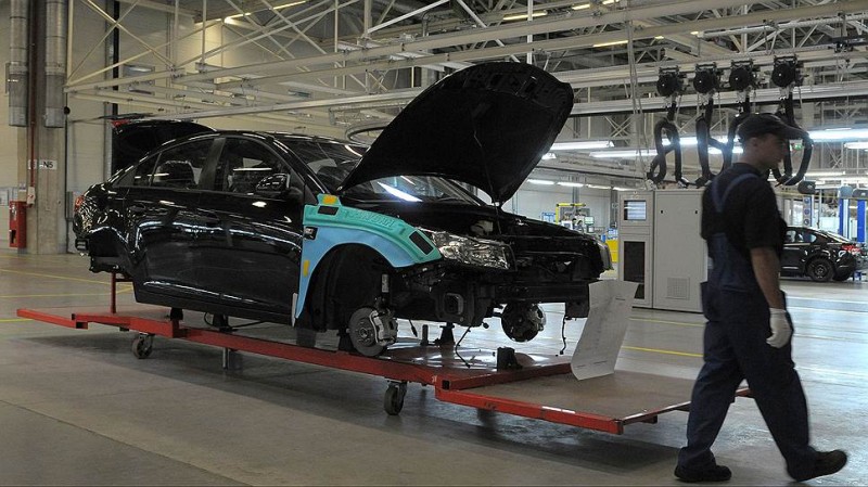 Завод General Motors в Петербурге остановил работу