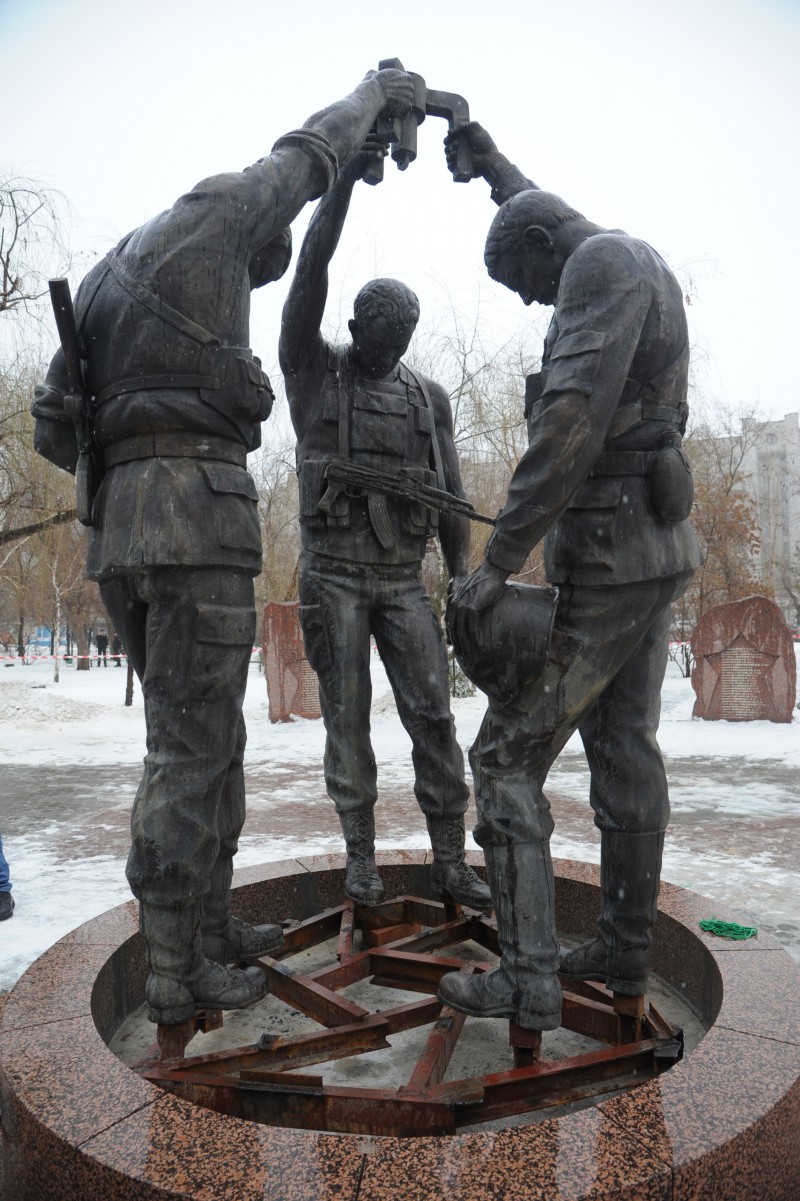 В Волгограде установили монумент в память о погибших в Афганистане