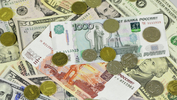 Евро впервые в этом году упал ниже 69 рублей