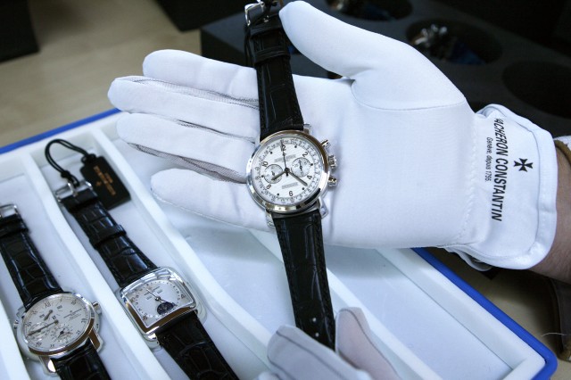 В Волжском изъяты контрафактные часы на 4 млн рублей