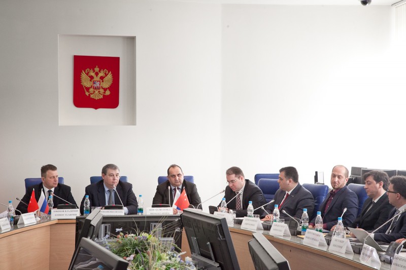 Турецкие инвесторы укрепляют сотрудничество с властью региона