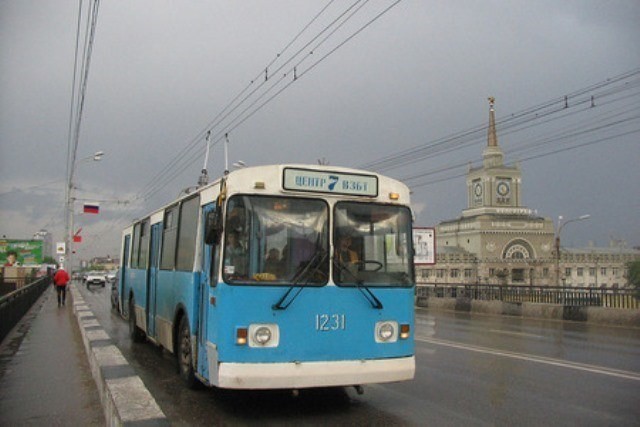 Мост на Комсомольской будет открыт только для троллейбусов