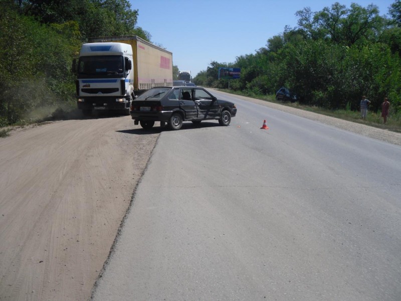 Две автоледи попали в аварию в Средне-Ахтубинском районе
