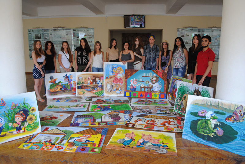 Студенты оформили галерею для детского хосписа в Волгограде