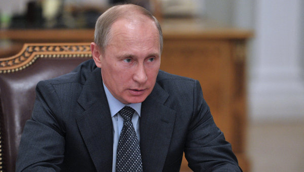 Путин поручил до сентября проверить организаторов детского отдыха