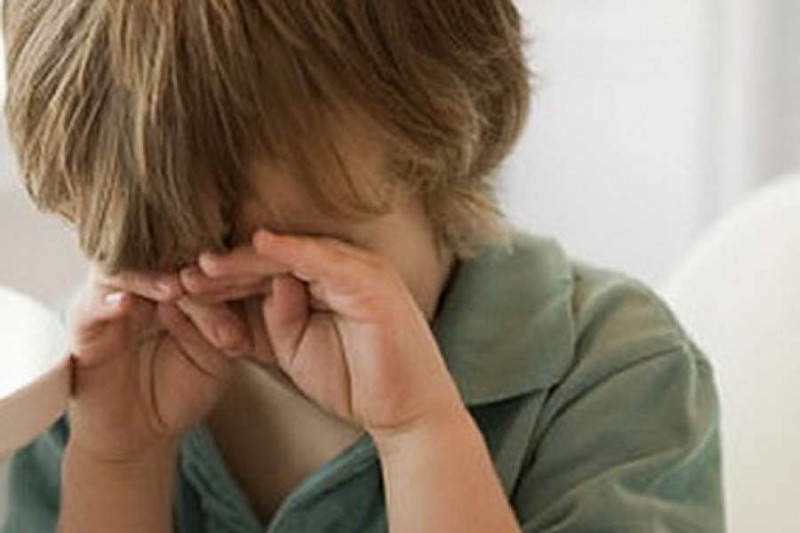 Многодетная мать бросила ребенка-инвалида в запертом доме