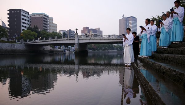 Япония почтила память жертв атомной бомбардировки Хиросимы