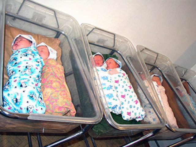 В роддоме Волгограда роженицы и новорожденные страдают от нестерпимой жары