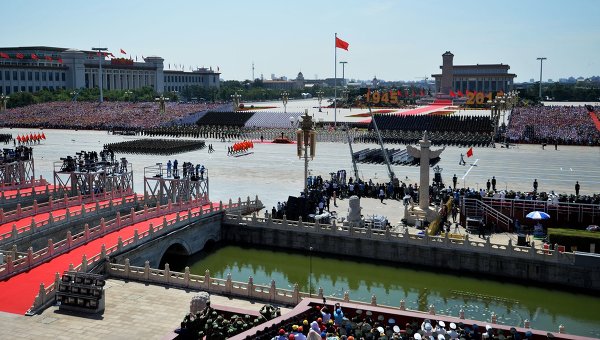 Китай показал новейшую технику на параде в честь 70-летия Победы