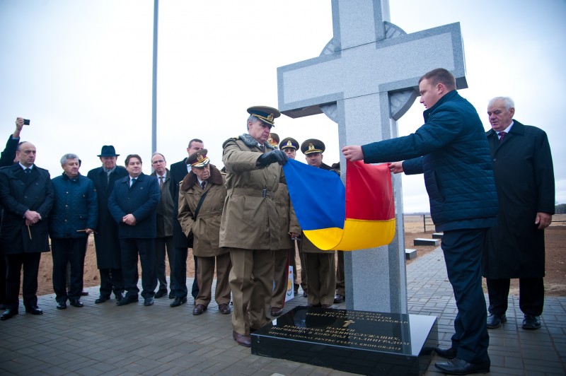 Под Волгоградом открыли первое в России кладбище румынских солдат