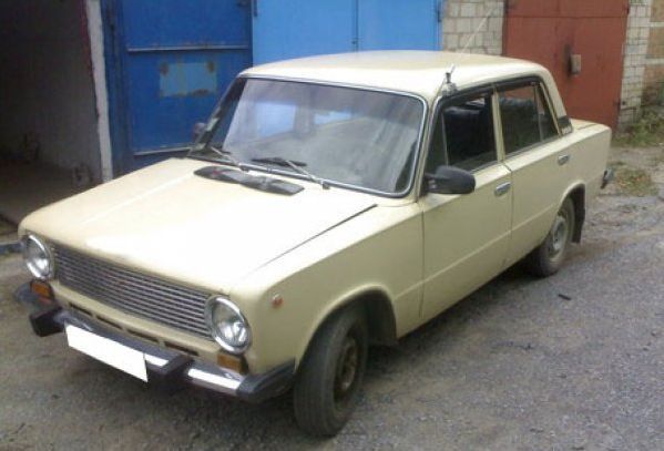 В Волгограде угнаны два автомобиля: «копейка» и «шестерка»