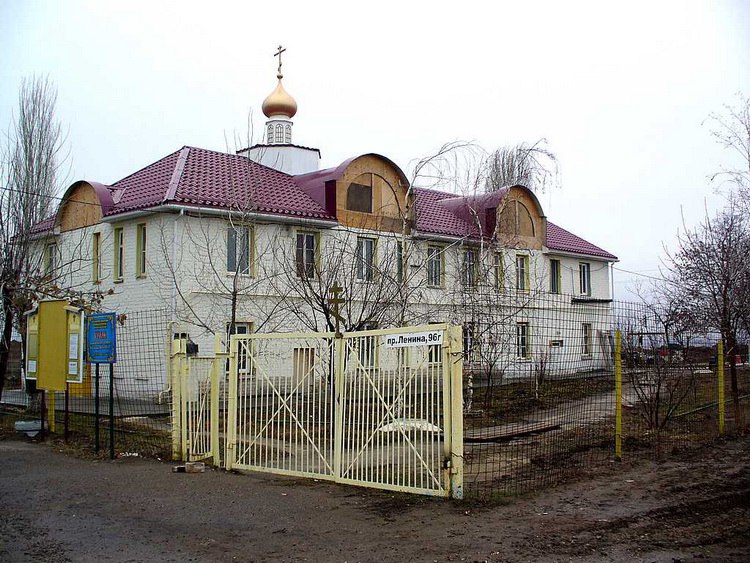 Первый храм Волжского отметил 25-летие