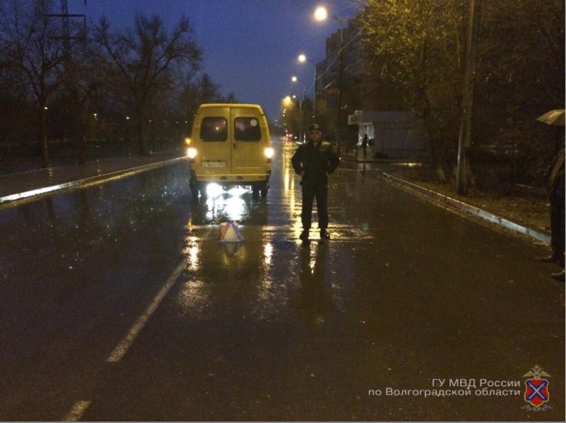 В Волгограде водитель маршрутки сбил пенсионерку-нарушительницу