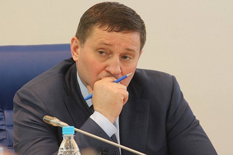 Бочаров в рейтинге действующих глав регионов поднялся на три позиции