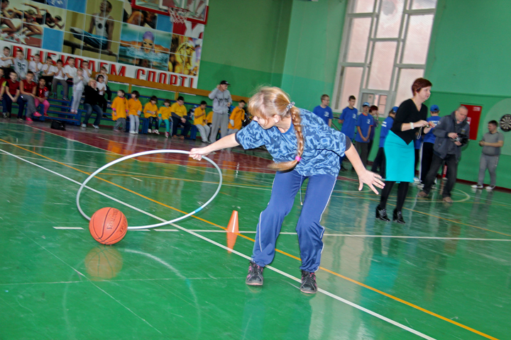 В баскетбольном клубе «Волжанин» соревновались дети-инвалиды