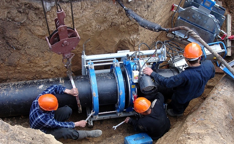 В Котовском районе двое рабочих задохнулись от газа при ремонте нефтепровода
