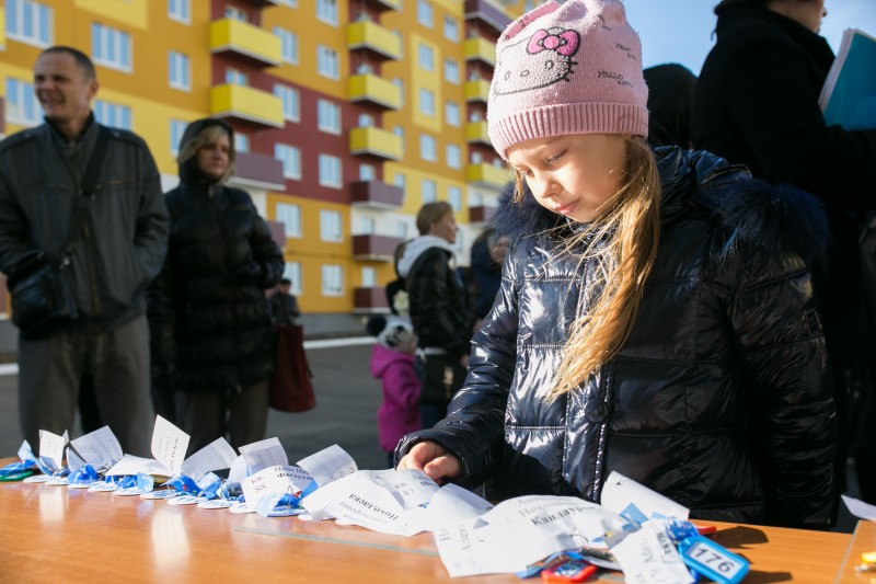 В Волжском 634 семьи купили квартиры по программе «Жилья для российской семьи»
