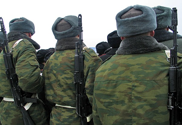 Солдат-срочник организовал поставку наркотиков в воинскую часть под Волгоградом