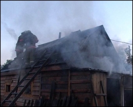 При пожаре под Волгоградом пострадали пожилые супруги