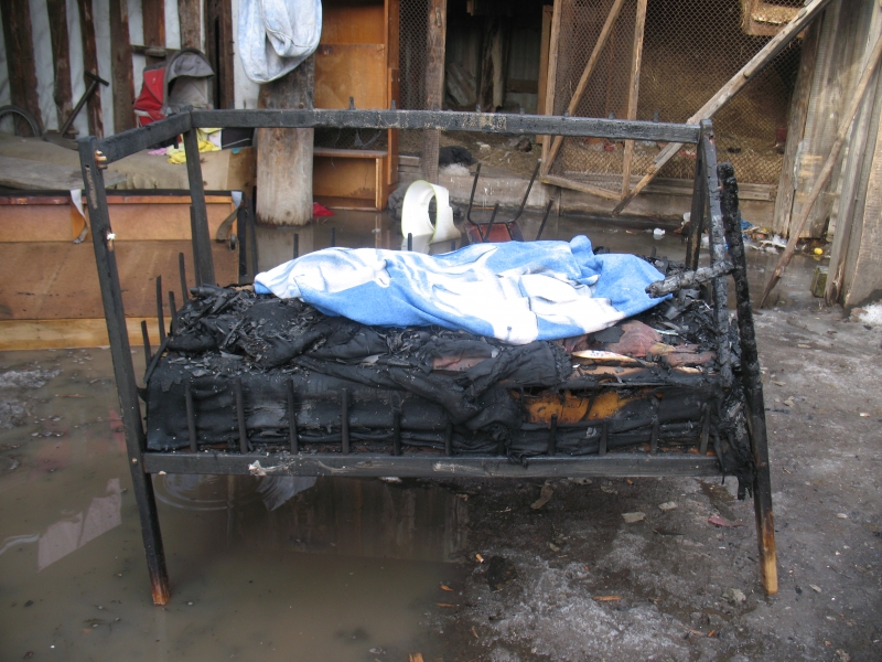 В Камышине заживо сгорела молодая семья с новорожденным ребенком