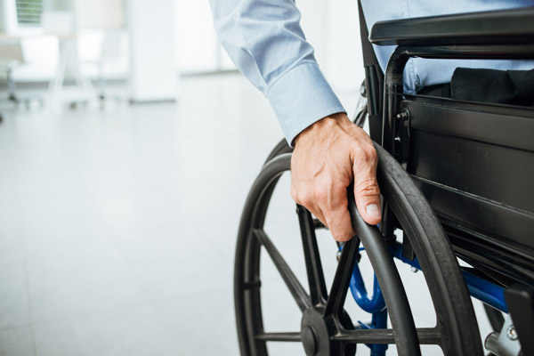 В Волжском руководители фирмы «Лотос» наживались на трудоустройстве инвалидов