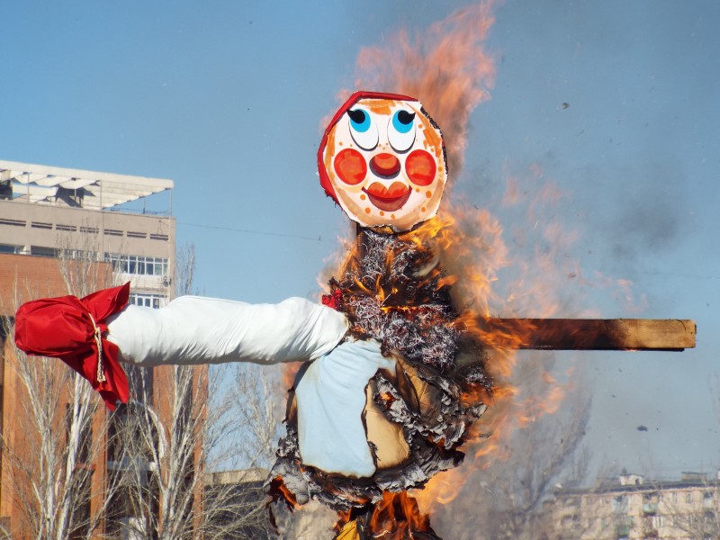 Волжане с размахом отметили проводы зимы