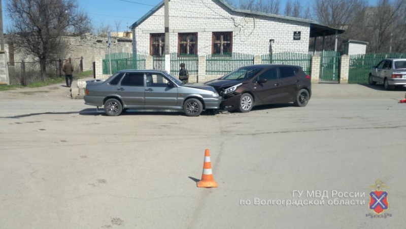 В аварии под Волгоградом пострадала 10-летняя девочка