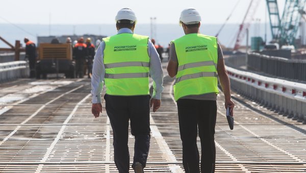 Возведена первая опора Керченского моста