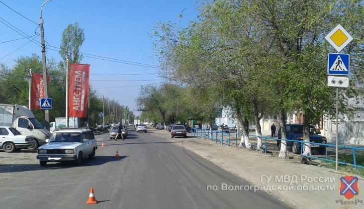 В Волгограде водитель «ВАЗа» на пешеходном переходе сбил насмерть пенсионера