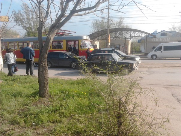 В Волгограде из-за ДТП остановлено движение трамваев по маршруту №11