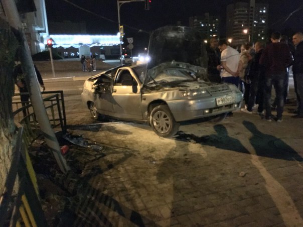 19-летняя девушка устроила крупное ДТП в центре Волжского