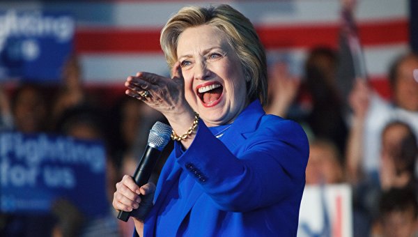Клинтон лидирует в предвыборной гонке в США