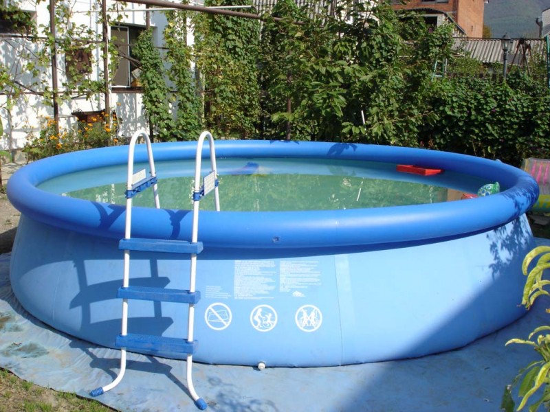 В Волгоградской области 3-летний ребенок утонул в бассейне
