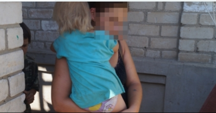 В Волгограде судебные приставы забрали у 30-летней матери 5 детей