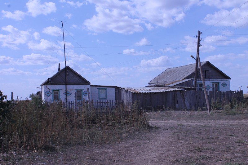 В Волгоградской области выселяют на улицу всех жителей поселка Маяк Октября