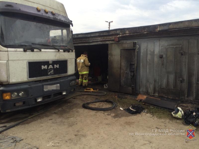 По факту взрыва в гаражном кооперативе Волгограда организована проверка
