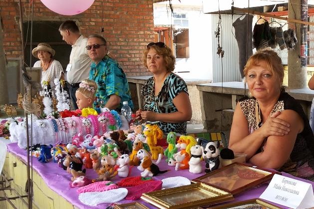 «Социальный магазин» переезжает в «летнюю резиденцию»